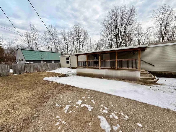 5491 Lyle Rd, Beaverton, MI 48612