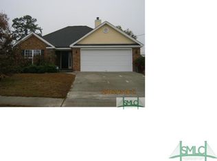 450 Creekside Cir, Ellabell, GA 31308