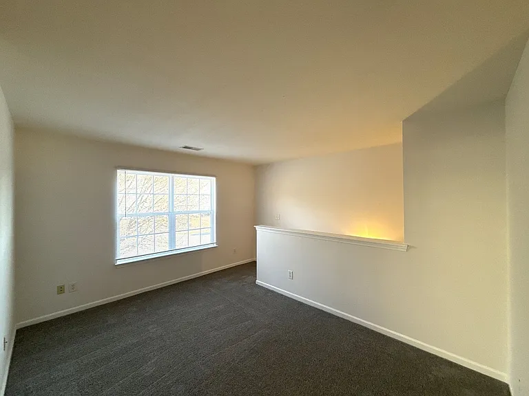 2807 Forest Grove Ct — Photo 16