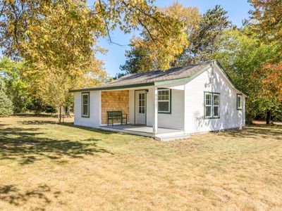 8027 Lakeshore Rd, Lexington, MI, 48450