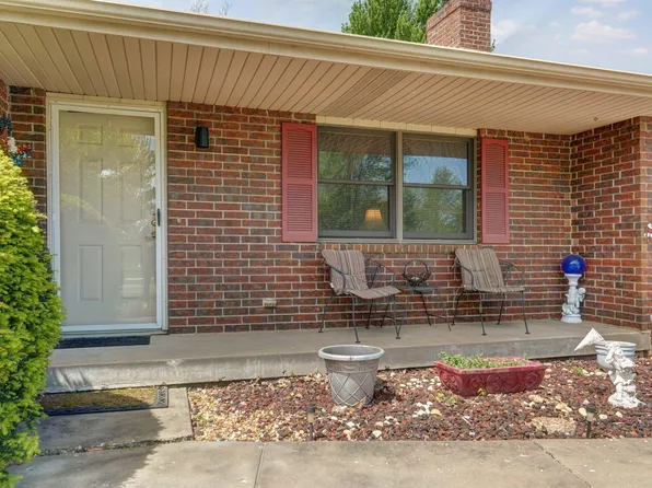 1657 S Hudson Avenue, Aurora, MO 65605