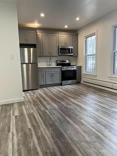 20 Porach St #1B Photo 1