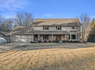 11350 W Cold Spring Rd, Greenfield, WI 53228