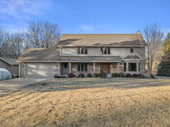 11350 West Cold Spring ROAD, Greenfield, WI 53228