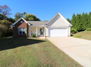 128 Dover Dr, King, NC 27021