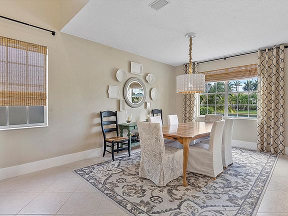 5th image of 430 Cambridge Drive