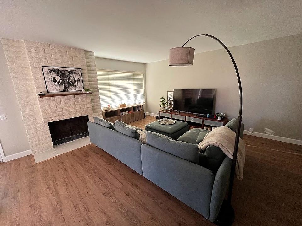1st image of 3992 Camino Lindo