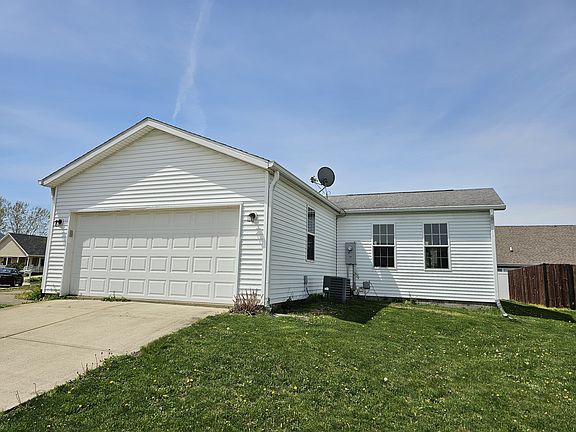 2nd image of 2119 Twelve Oaks Dr