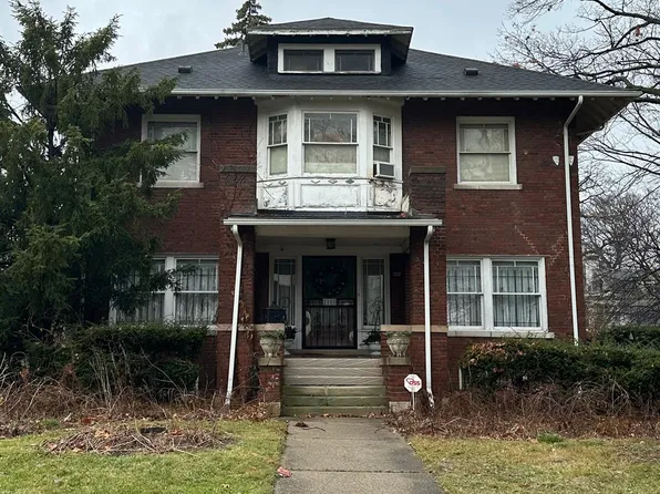 2105 Burns St, Detroit, MI 48214
