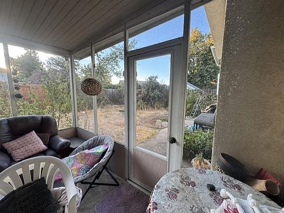 4th image of 8174 Silverleaf Way