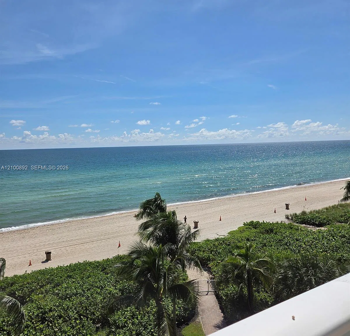 Oceania Iii Condo — Photo 2