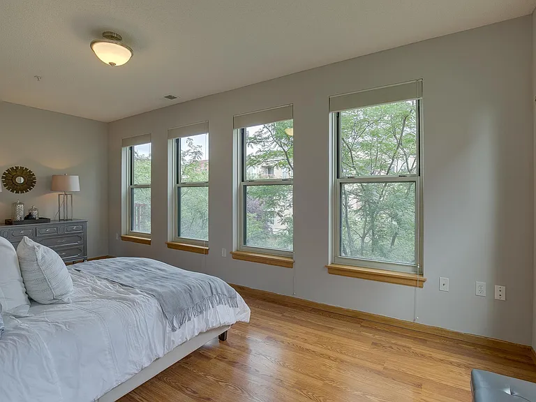 680 N 2nd St #406 — Photo 27