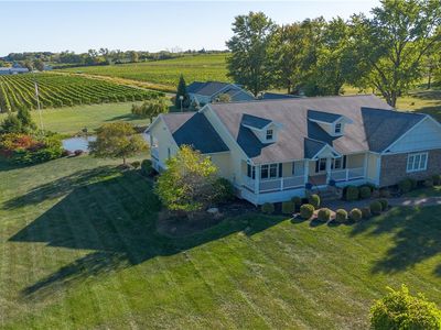 65 White Springs Ln, Geneva, NY, 14456