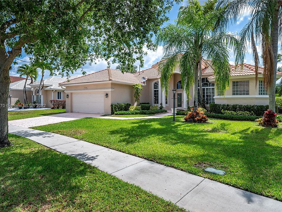 2099 NW 127th Ave, Pembroke Pines, FL 33028 | Zillow