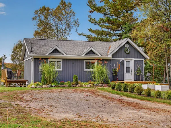 134 Johnston Dr, South River, ON P0A 1X0