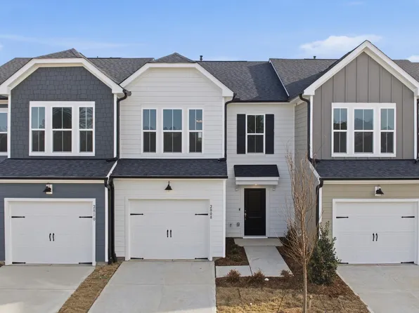 3808 Rodeo Ct, Willow Springs, NC 27592