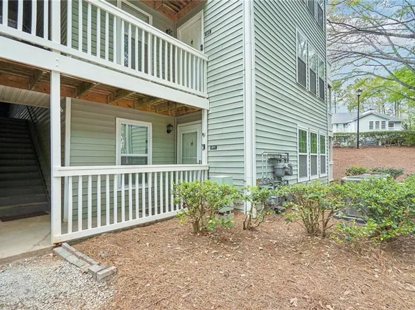 2071 Brian Way, Decatur, GA 30033