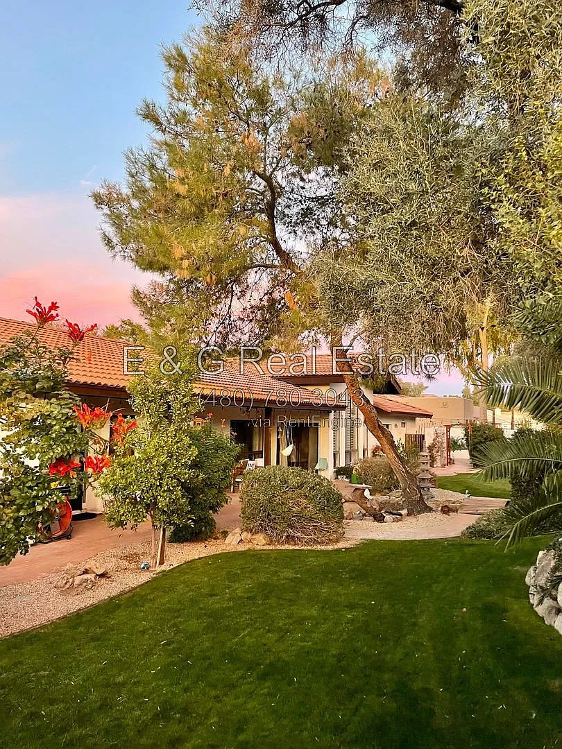 5 bed, 3.0 bath, 3212 sqft, $6,500 — Photo 3