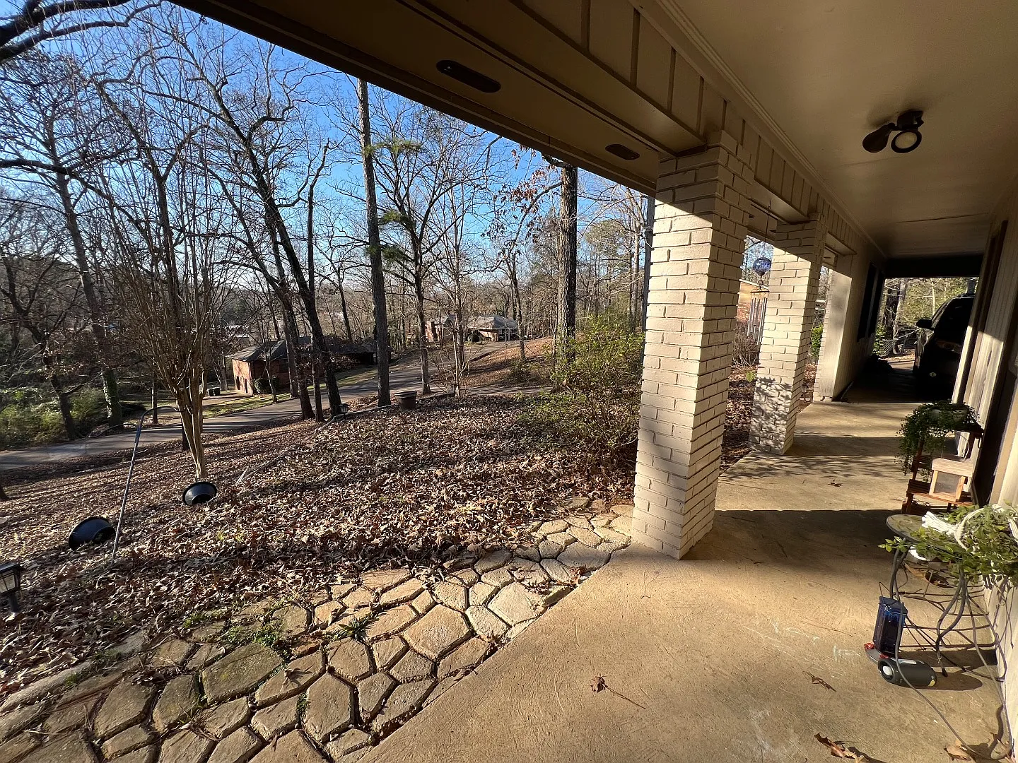 315 Dogwood Blvd — Photo 2