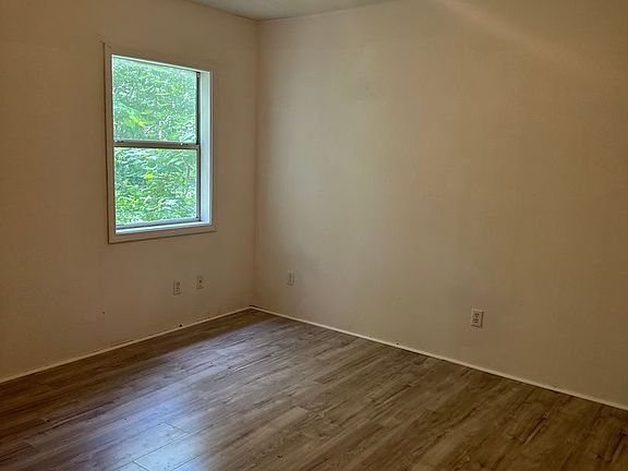 5th image of 1615 Pine Bluff St APT A