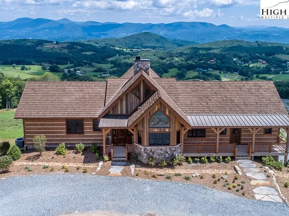 374 Foxfire Drive, Banner Elk, NC 28604