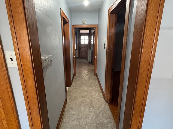 4th image of 4316 S Sawyer Ave #2