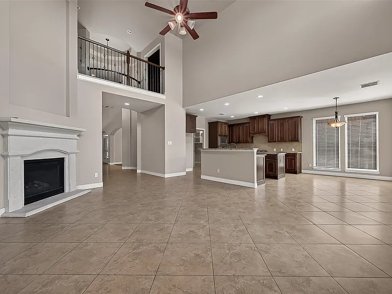 27119 Naples Run Ln — Photo 16