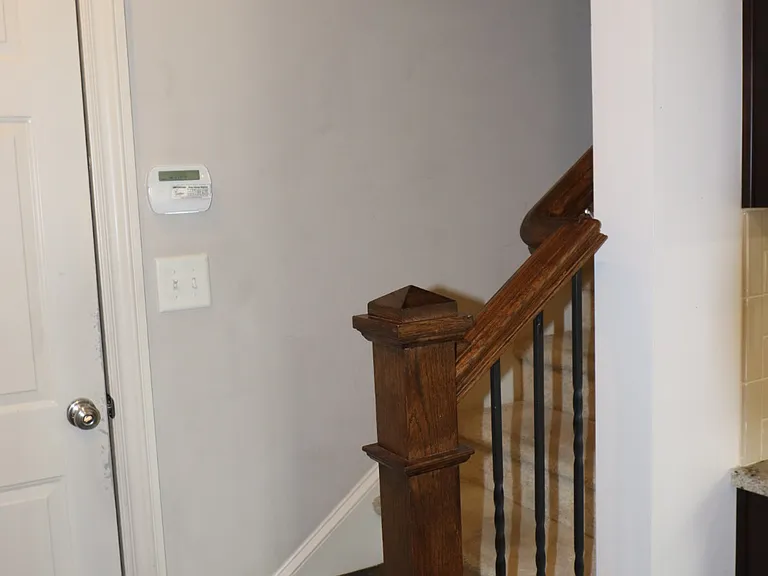 898 Westmoreland Cir NW — Photo 7