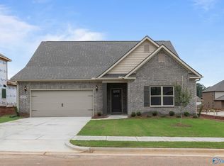 1118 Striker Ln, Harvest, AL 35749