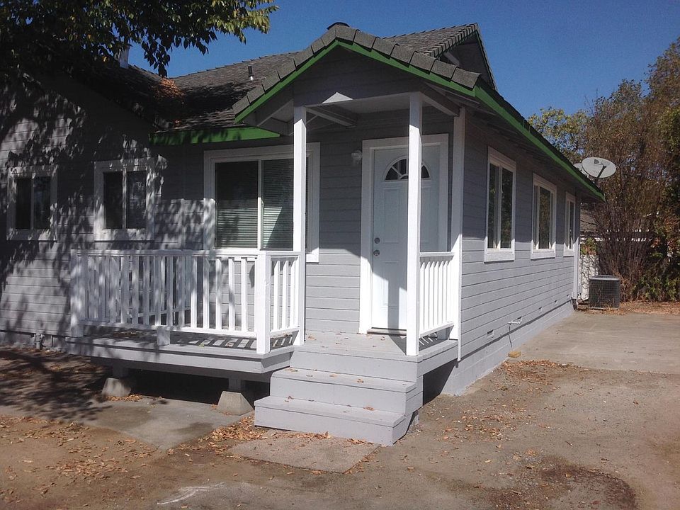 1st image of 3900 Mahogany St