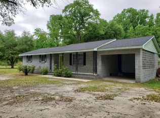 8520 Peeles Chapel Rd, Laurel Hill, NC 28351