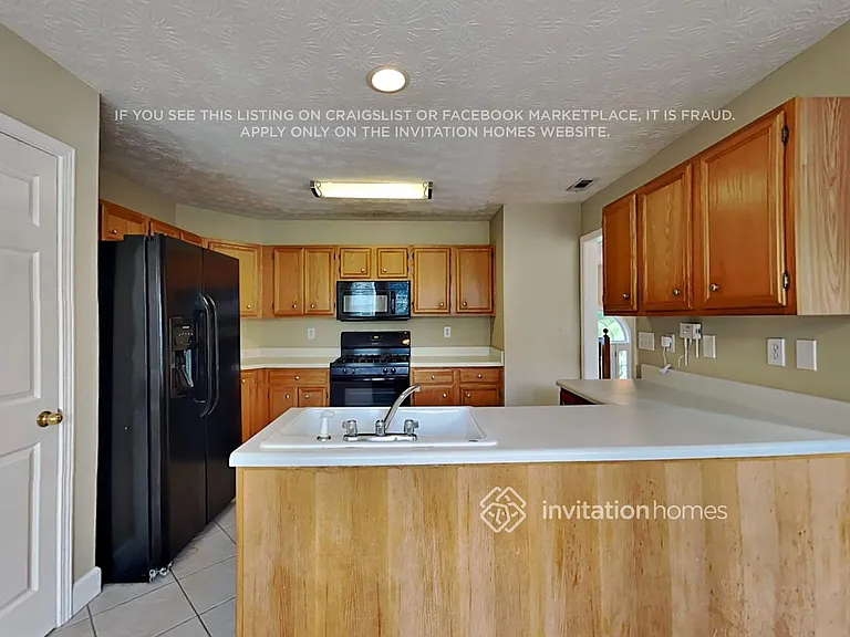 3208 Evonshire Ln — Photo 10