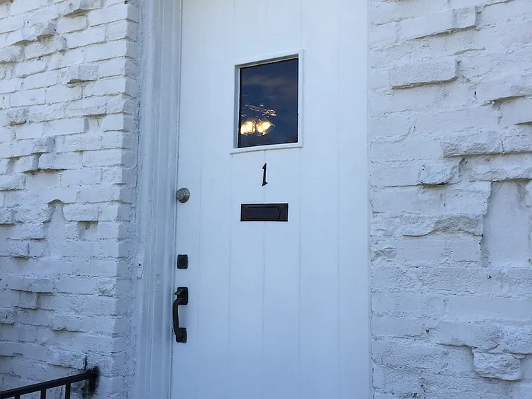 1851 Capital Ave — Photo 2