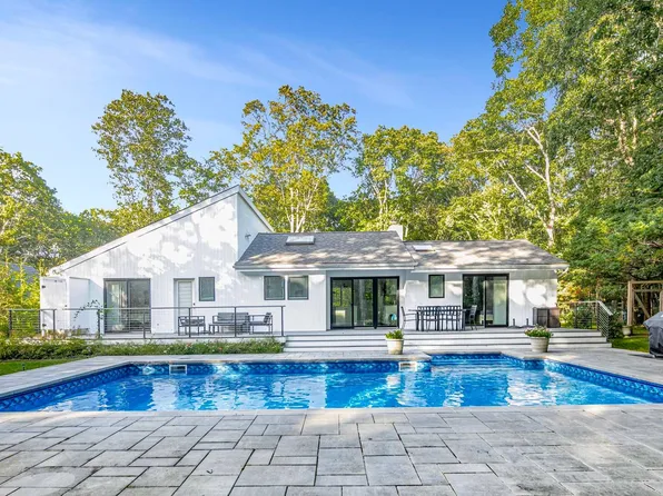 3 Sulky Cir, East Hampton, NY 11937