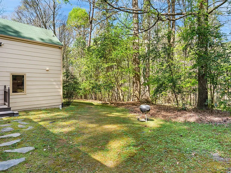 200 Purefoy Rd — Photo 9