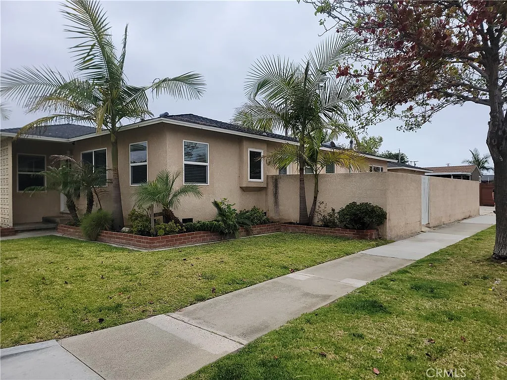 Building Photo - 13203 Isis Ave