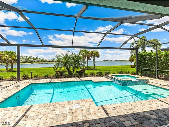 3rd image of 15308 Blue Bay Cir