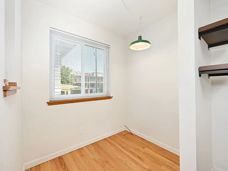 The Diane Apartments — Photo 11
