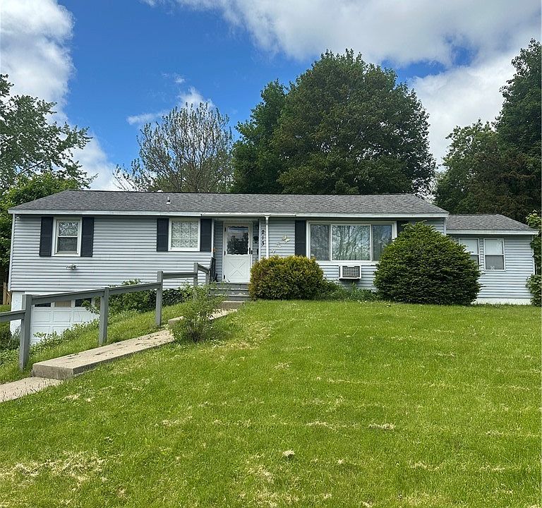 1st image of 213 Crestview Dr