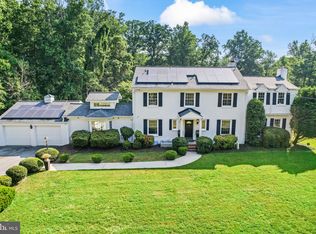 14815 River Rd, Rockville, MD 20854