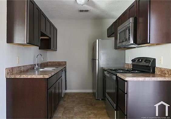 4th image of 613 Mosswood Ln