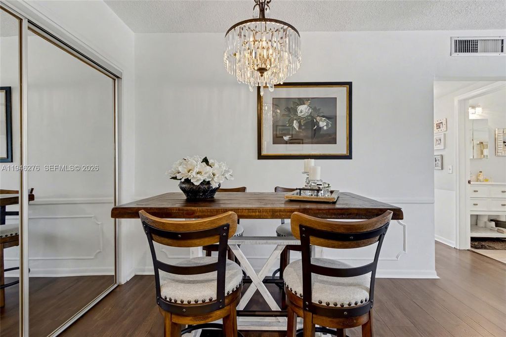 412 S Cypress Rd APT 222, photo 5