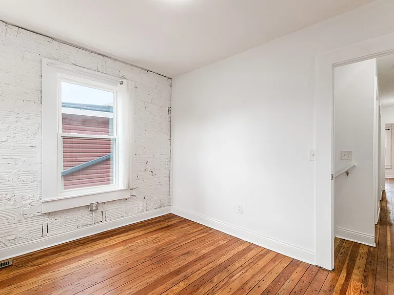 942 Linwood Ave — Photo 34