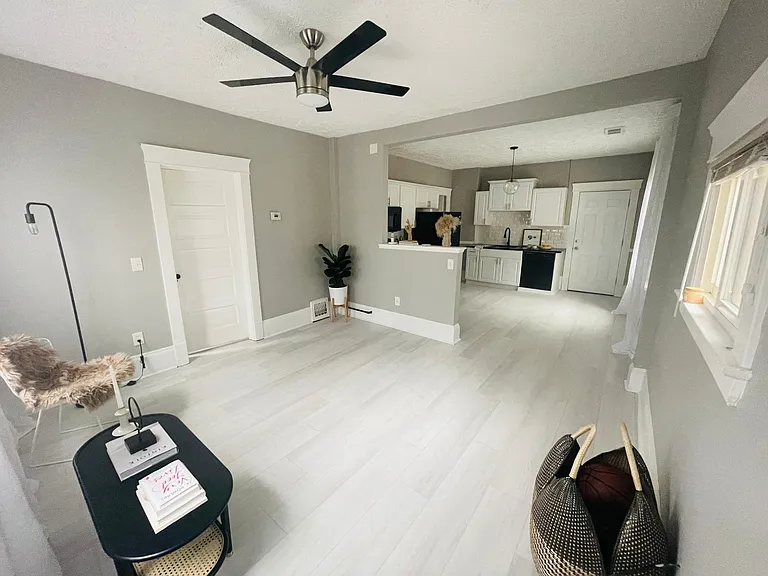 859 Jefferson Ave #3 — Photo 5