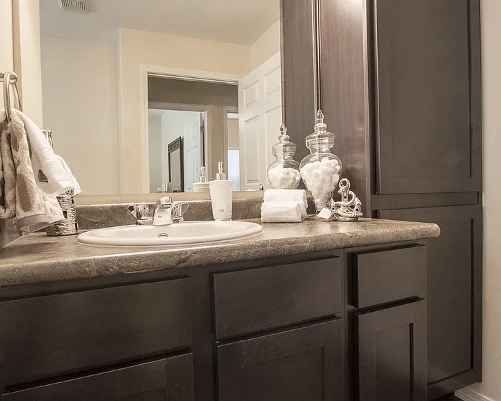 500 S Yarbrough Dr — Photo 22