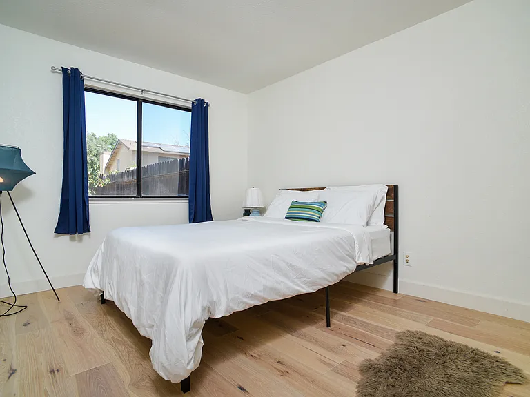 489 Cool Wind Way — Photo 16