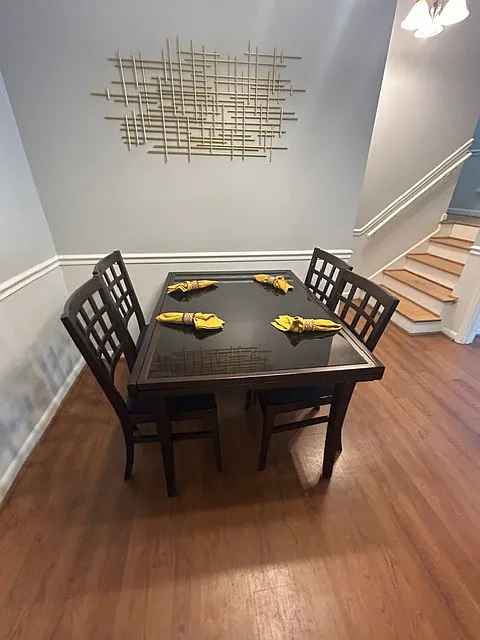 3 bed, 1800 sqft, $2,500 — Photo 4