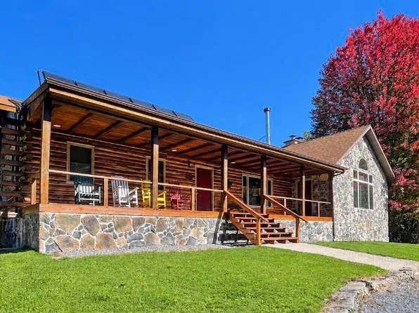 1838 Ridge Rd, Champlain, NY 12919