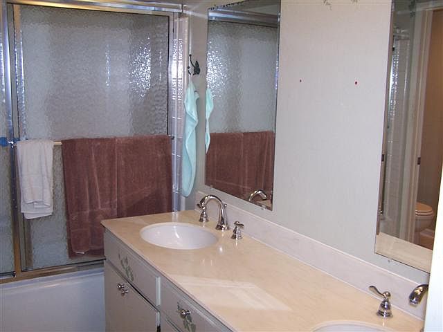 1st image of 941 McHugh Ct
