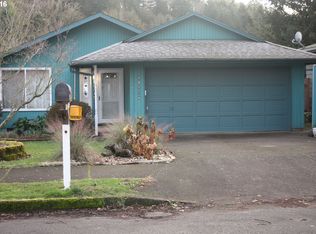 10116 SE Clinton St, Portland, OR 97266